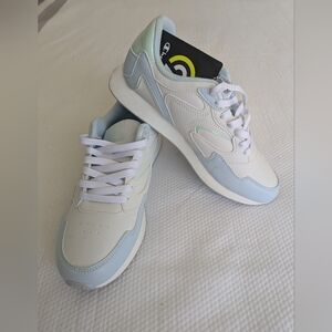 Champion women's sneakers Twist joggers size 9W.